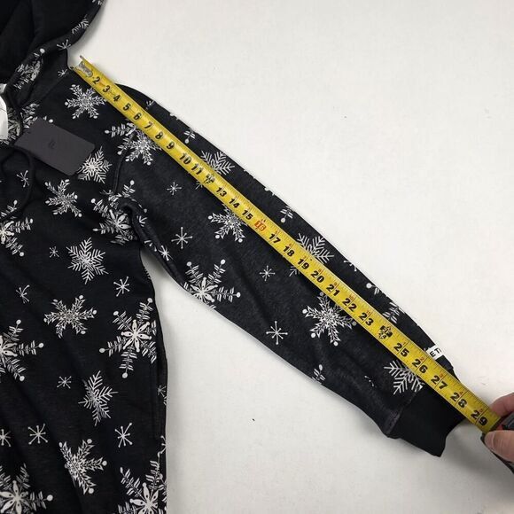 NWT Fabletics Cozy Fleece Faire Isle Nordic Hooded One Piece Medium Men & Women - Picture 6 of 11